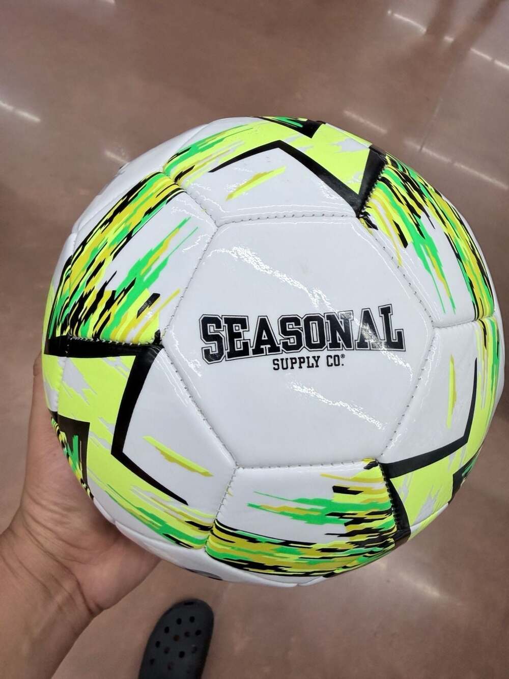 Seasonal Supply Co. 32 Panel Official Size 5 Soccer Ball
